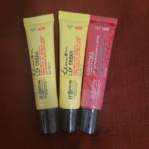 C.O. Bigelow Lip Gloss NEW lemon 🍋 cinnamon ✨️